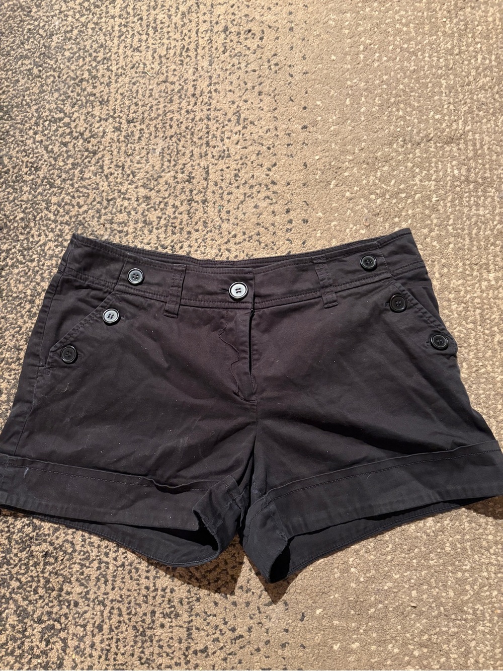 H&M black shorts
